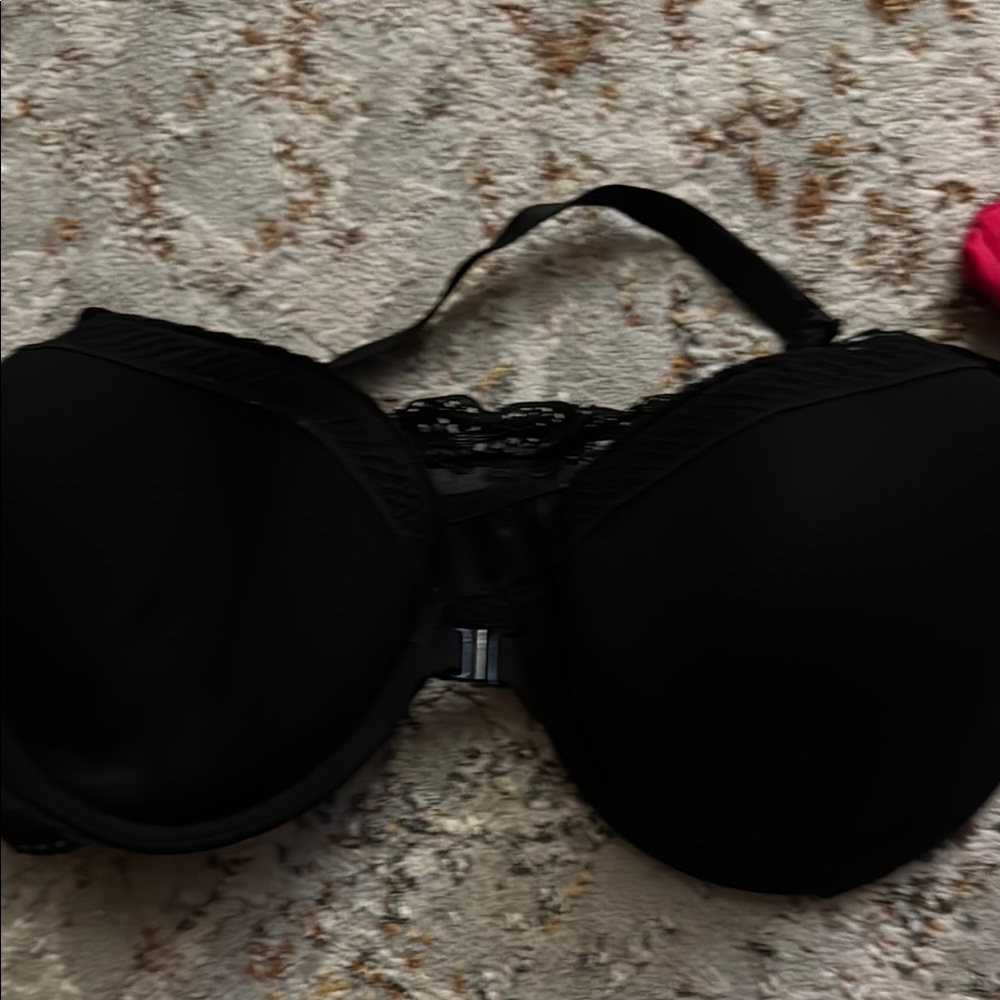 Two Bras - Picture 2 of 4
